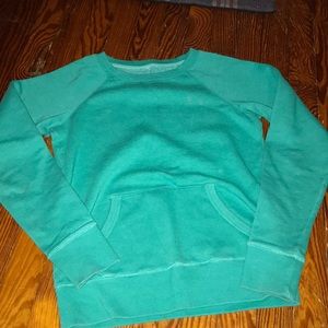 Under Armour women's sweatshirt